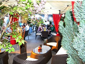 ROAD HOUSE XXL Restaurant-Bar