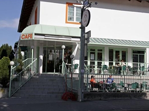 Ungersbäck Konditorei-Cafe-Bäckerei